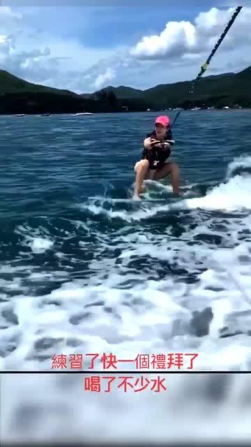 救援受困的长颈鹿